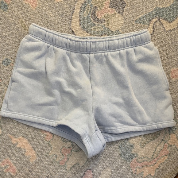 Aritzia TNA Cozy Fleece Boyfriend Light Blue Shorts - Picture 1 of 2
